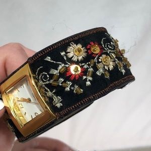 Avon Jewelry - BLACK GOLD TONE EMBROIDERED WATCH BRACELET Avon Jewelry - BLACK GOLD TONE EMBROIDERED WATCH BRACELET